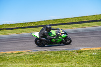 anglesey-no-limits-trackday;anglesey-photographs;anglesey-trackday-photographs;enduro-digital-images;event-digital-images;eventdigitalimages;no-limits-trackdays;peter-wileman-photography;racing-digital-images;trac-mon;trackday-digital-images;trackday-photos;ty-croes